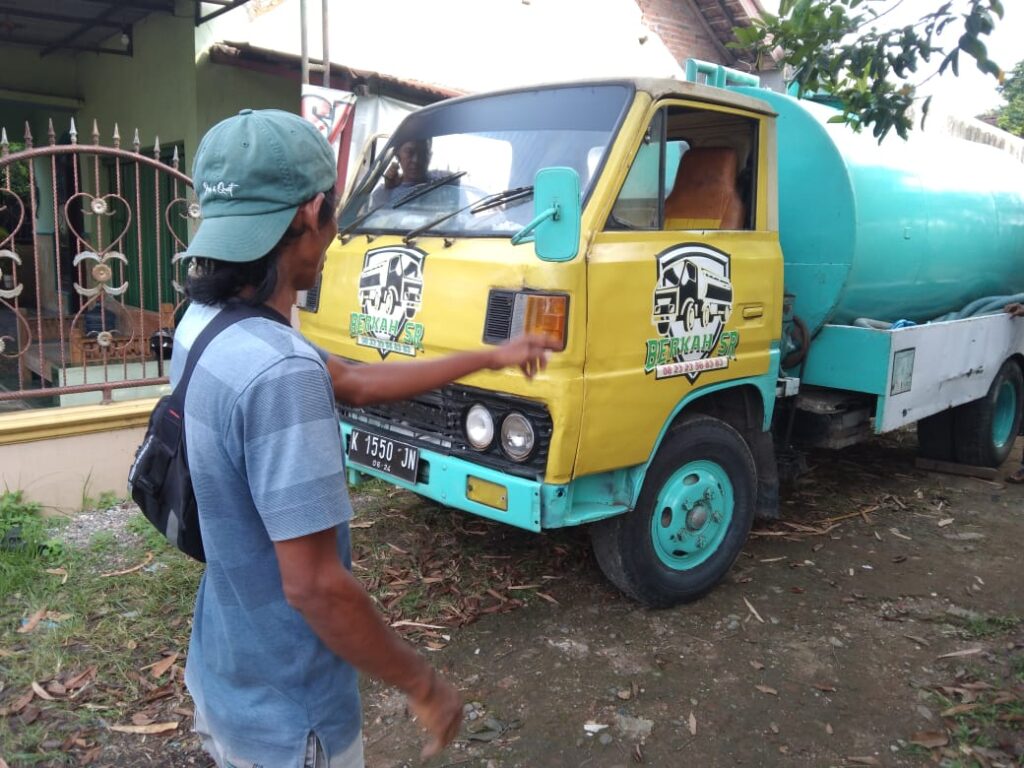 sedot wc pati